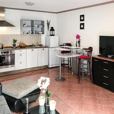 Mit Terrasse In Sommersdorf, Cleaning Included * Sommersdorf (Mecklenburg-Vorpommern)